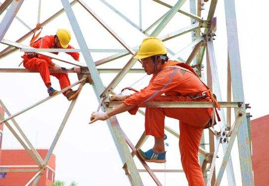 吉林電視塔架保護(hù)式拆除安全技術(shù)措施