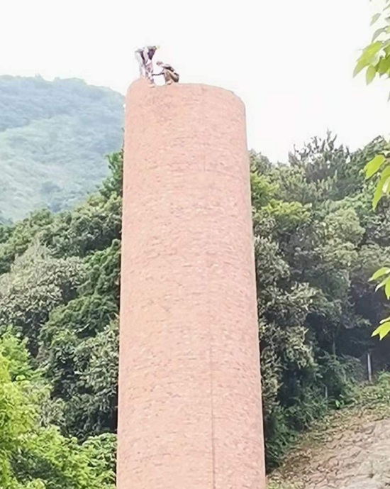 肇慶磚煙囪拆除公司選取合適的拆除方法！