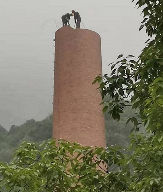 吉林煙囪人工拆除公司:確保拆除過程的安全和高效