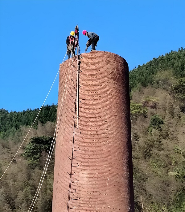 江蘇磚混煙囪拆除：綠色拆除技術(shù)的創(chuàng)新與應用